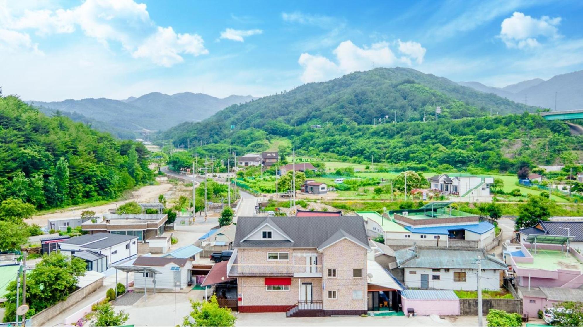 Samcheok Dasarang Pension Esterno foto